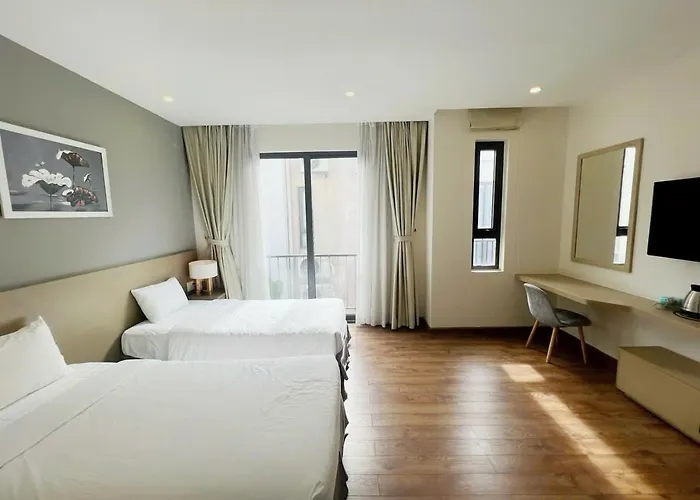 Apartment 1,2,3 Bedrooms Icon40 Near Beach, Luxury