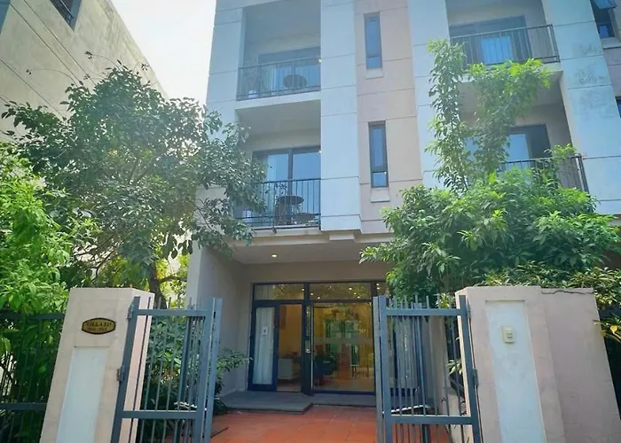 1,2,3 Bedrooms Icon40 Near Beach, Luxury Apartment Ha Long