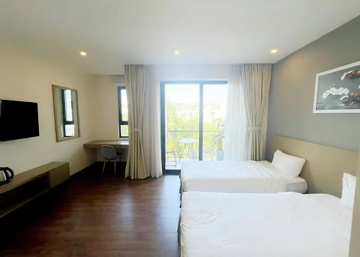1,2,3 Bedrooms Icon40 Near Beach, Luxury Apartment *